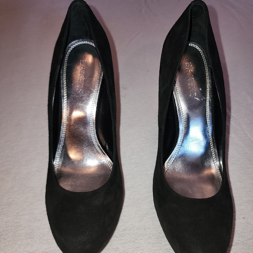 Bakers Elegant Black Suede Heels